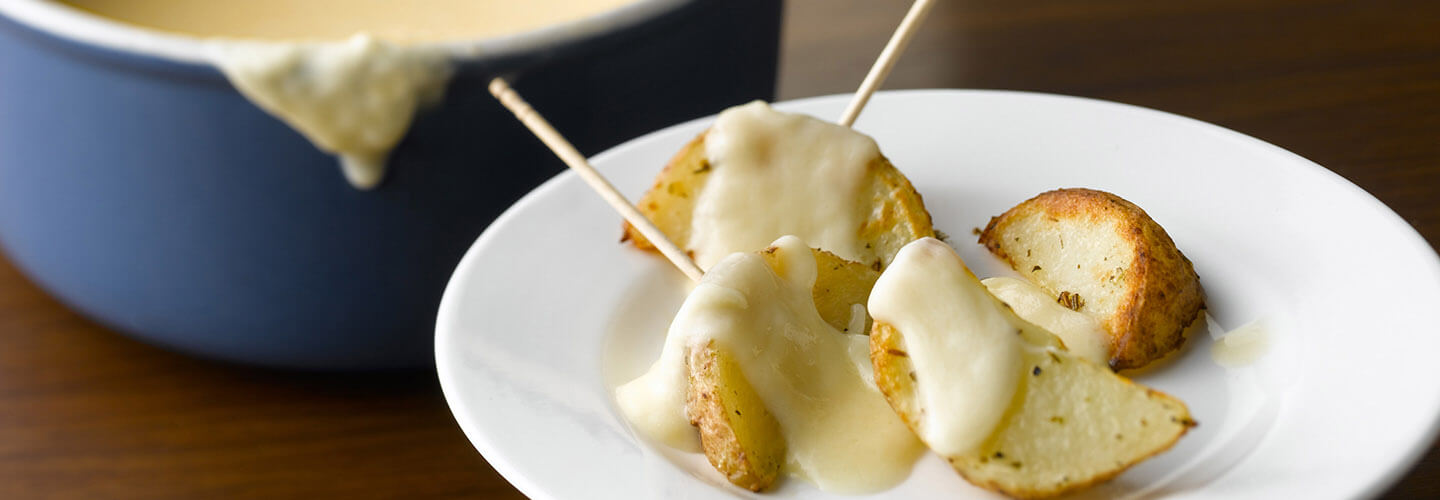 Easy Cheese Fondue Recipe By Crystal Farms
